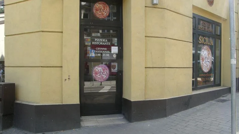 Czas lotu z Katowic na Sycilię – ile trwa podróż do słonecznej Italii?