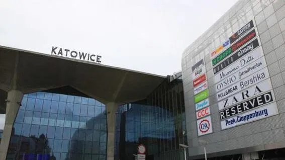 Gdzie zaparkować przy dworcu PKP w Katowicach?