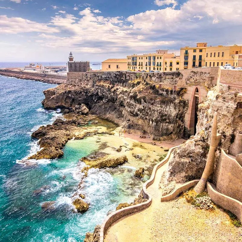 Ile czasu zajmuje lot do Maroka z Katowic? Sprawdź odpowiedź!