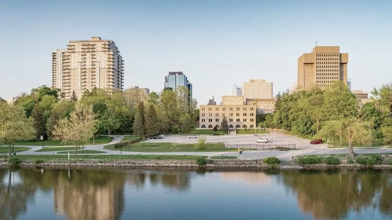 Jak długo trwa lot z Toronto do Londynu? Sprawdź, co musisz wiedzieć!