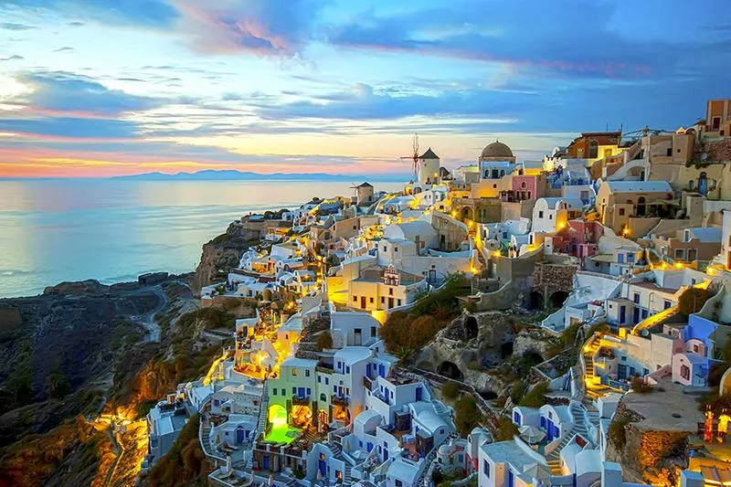 Jak długo trwa lot do Grecji? Przewodnik po czasach podróży