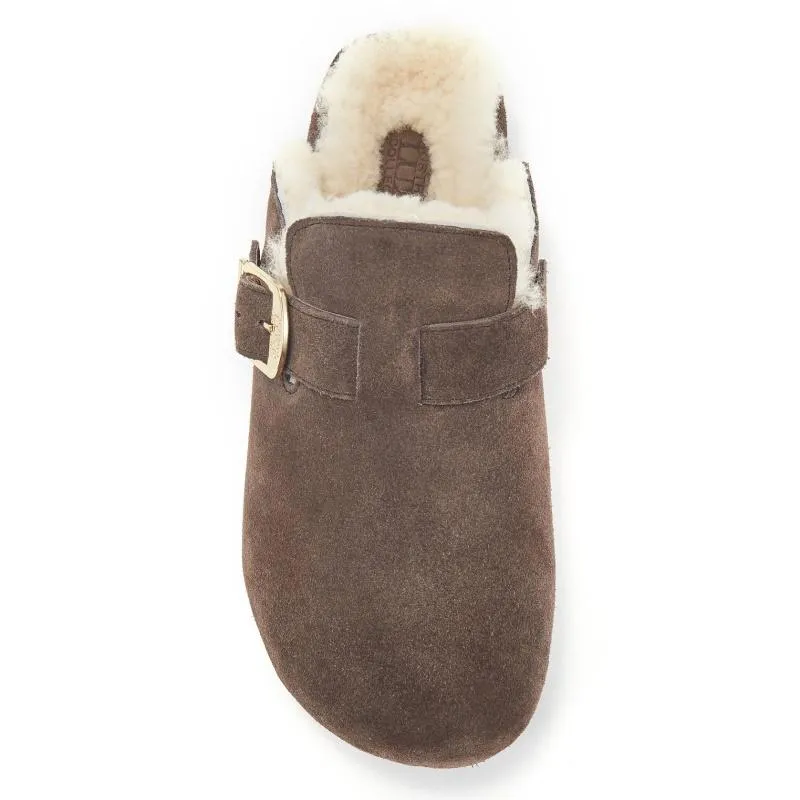 Jak długo trwa podróż lotnicza z Berlina do Australii?