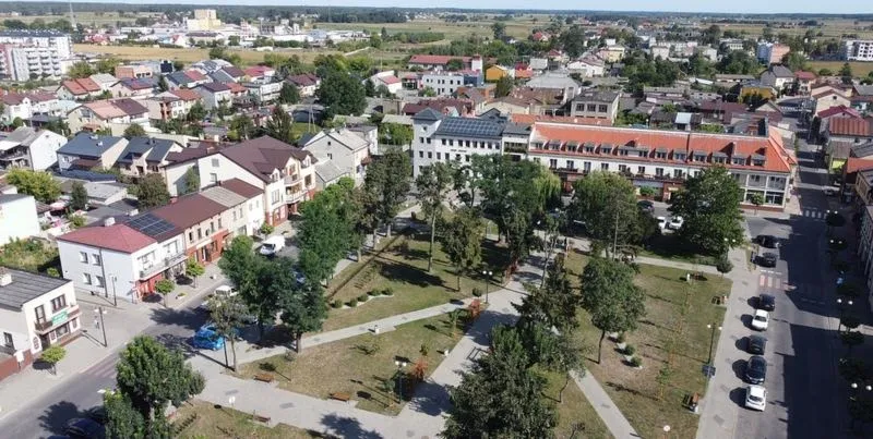Jak łatwo dojechać do Raciąża: praktyczny przewodnik dla podróżnych