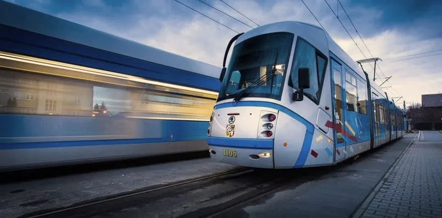 Jak sprawnie dojechać we Wrocławiu komunikacją miejską?