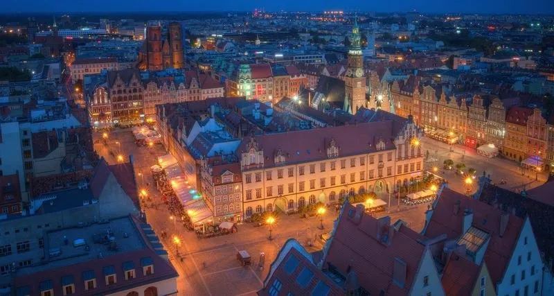 Jak z Wrocławia dotrzeć do sławy — przewodnik po najważniejszych trasach