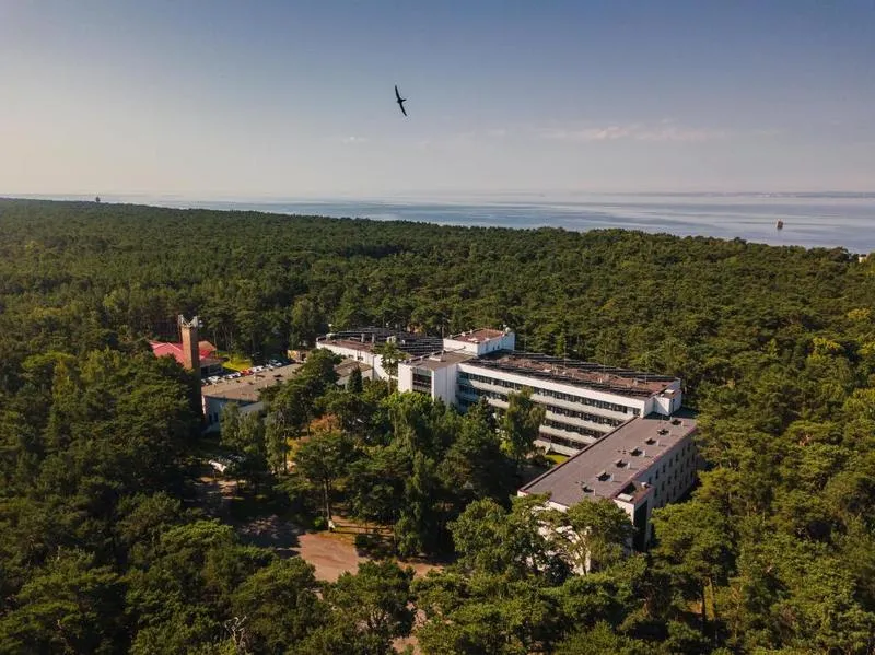 Odkryj niezapomniane atrakcje w Juracie – co warto zobaczyć?