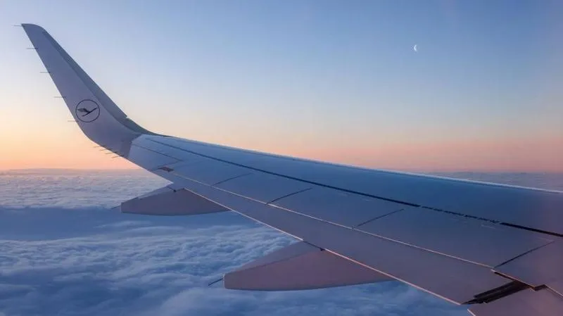 Czas lotu Antalya Poznań