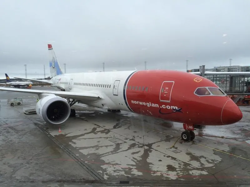 Czas lotu Warszawa Bangkok