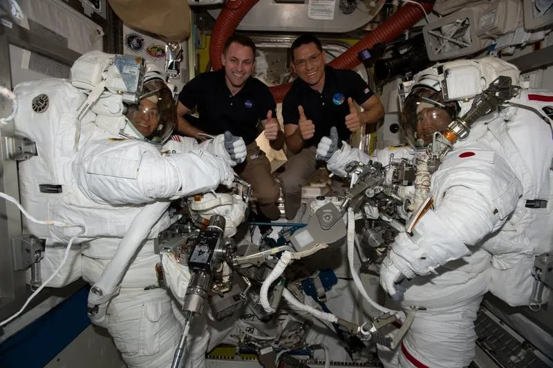 Historia i technologia lotów na ISS